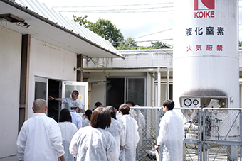 21日 岡山種雄牛センターにて採精場見学