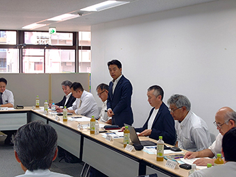 開会挨拶 中島委員長