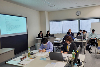 作成した助言書の発表